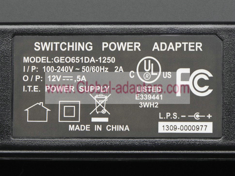 New GEO651DA-1250 12V 5A AC ADAPTER Switching POWER SUPPLY - Click Image to Close